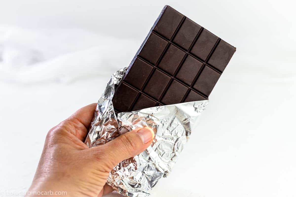 Homemade Keto Sugar-Free Dark Chocolate Bar. 