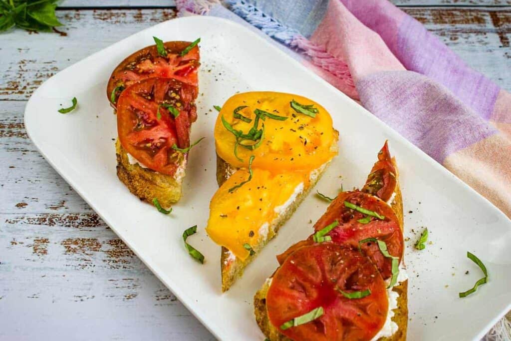 Grilled Bread With Tomatoes.