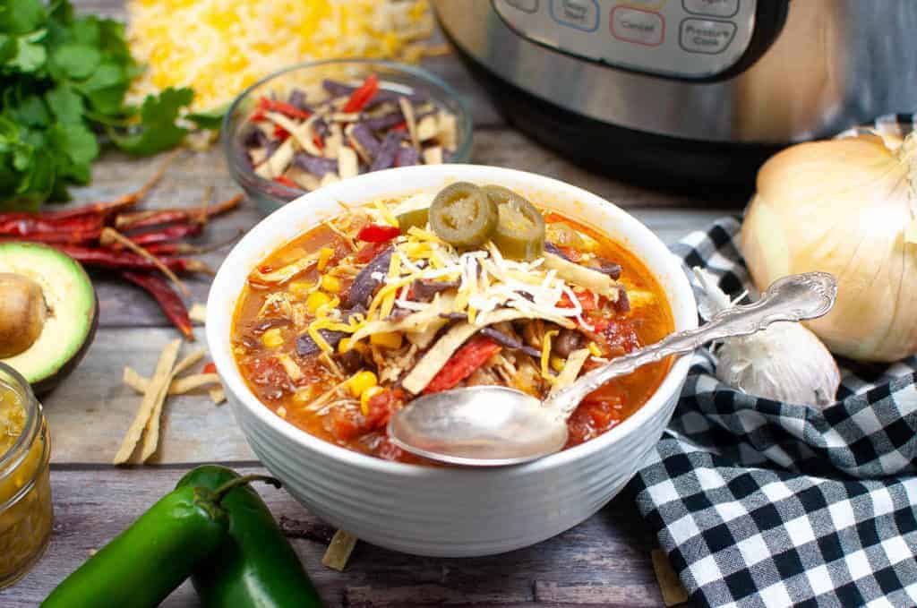 Instant Pot Tortilla Soup