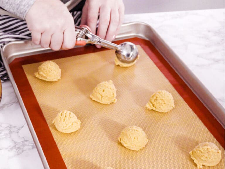 Small, medium, or large? The ultimate guide to cookie scoop sizes
