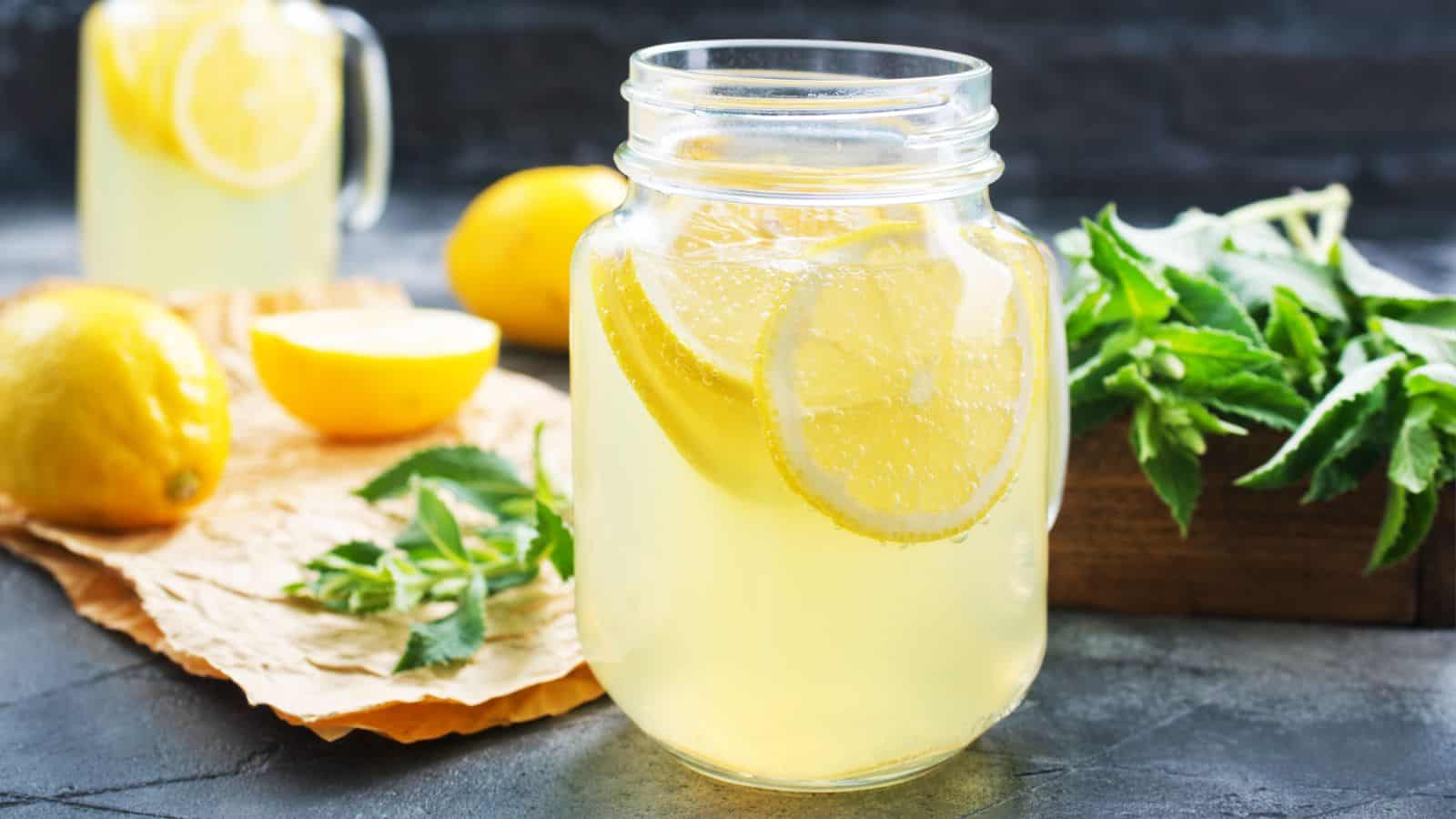 Sugar-Free Lemonade in glass cup with ice.
