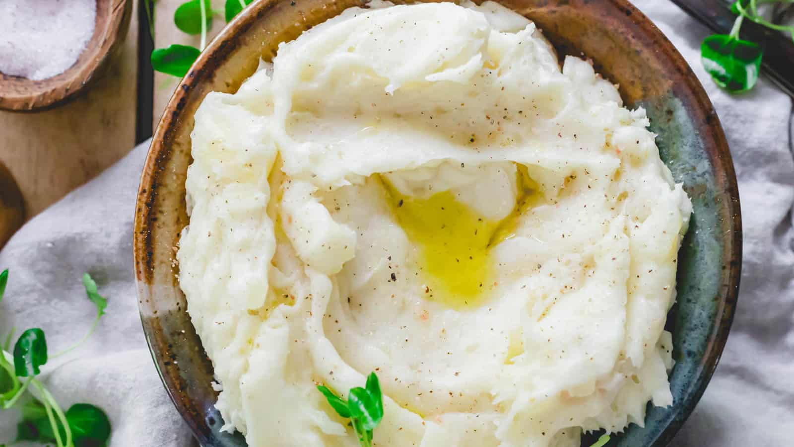 Creamy mashed yuca with melted ghee.