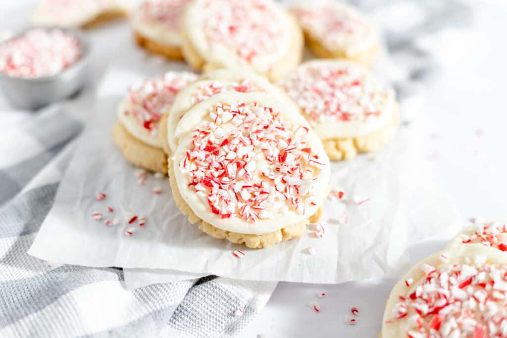 A plate of peppermint candy cane cookies.