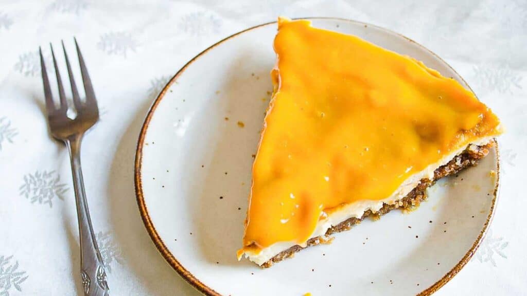 lemon mango cheesecake slice