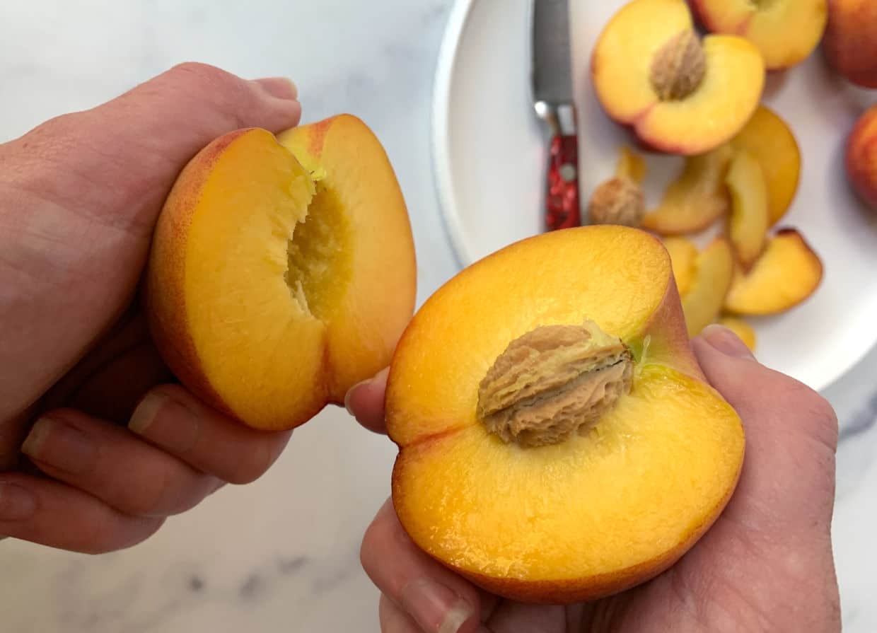 How to Freeze Peaches Whole, Halved, or In Slices