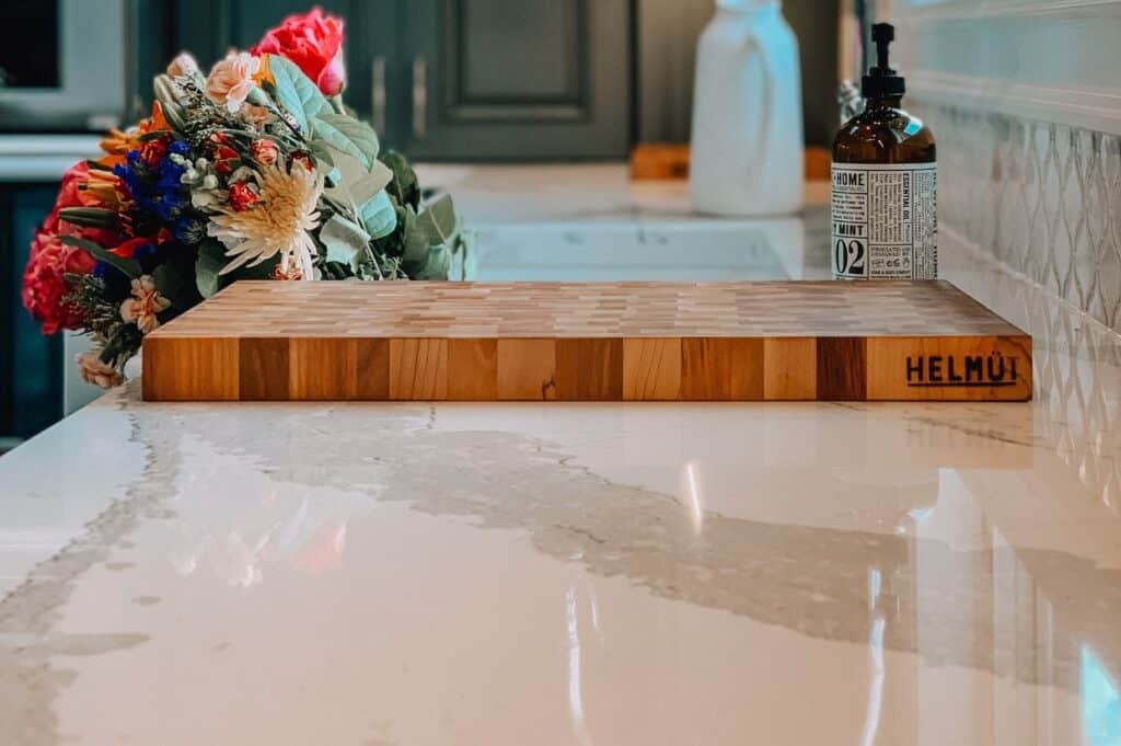 How To Clean Quartz Countertops Avoid These Surprising Mistakes   How To Clean Quartz Countertops 1 1024x681 