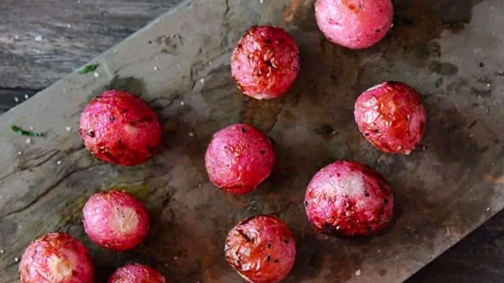 Platter of grilled radishes.