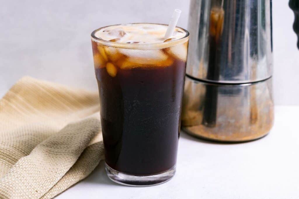 Iced Americano drink with moka pot.