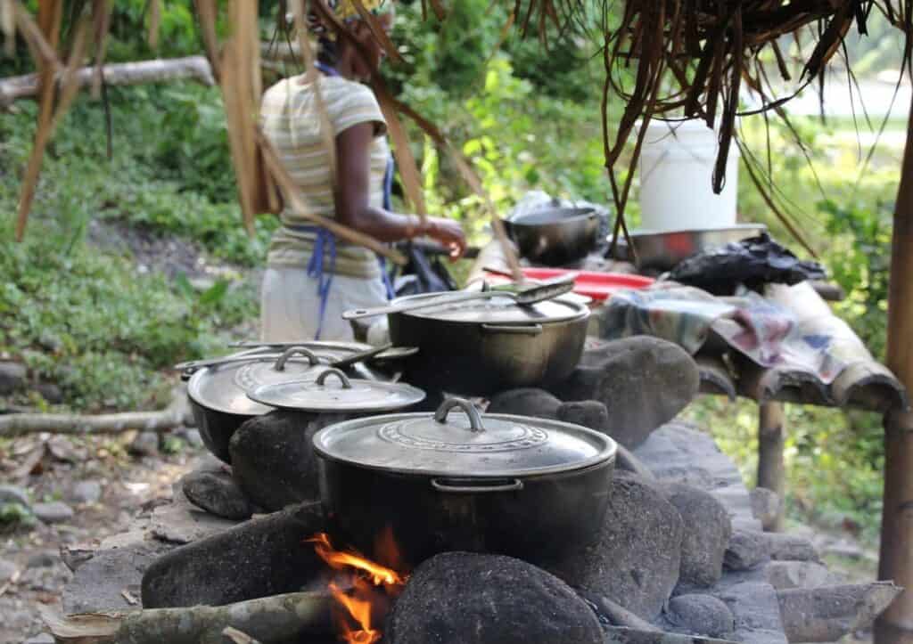 Cooking pots in Jamaica