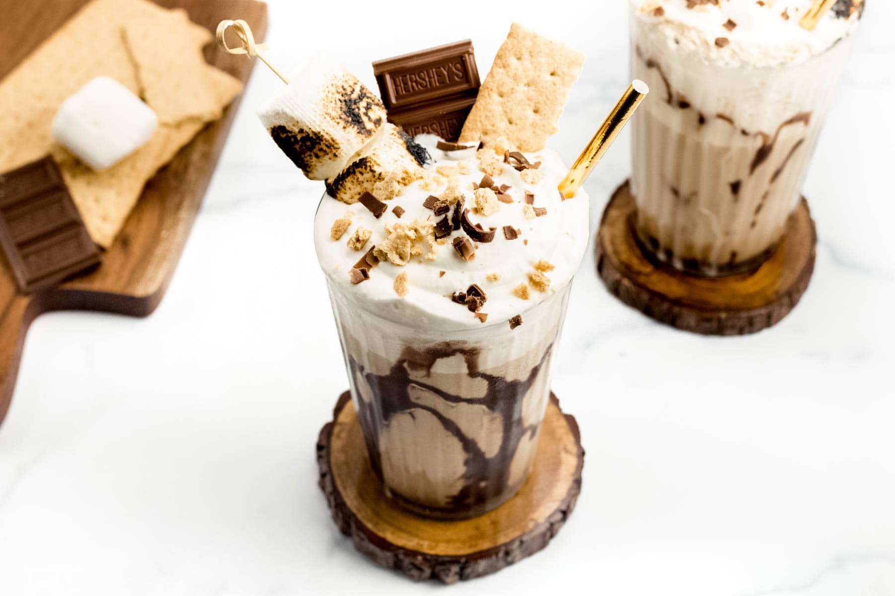 S'mores frappuccino with marshmallows and graham crackers.