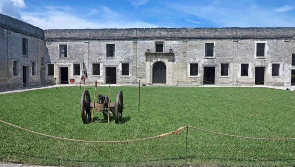 Things to do in St Augustine include exploring the historic fort with its impressive courtyard cannon.