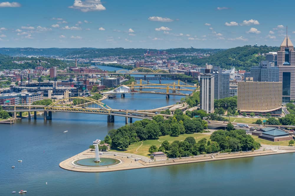 An aerial view of pittsburgh, pennsylvania.