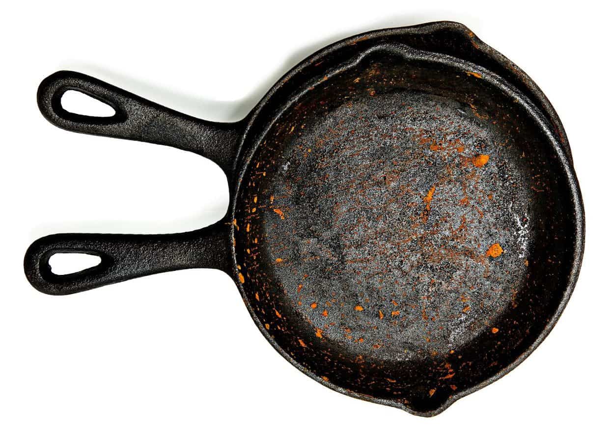 Stepbystep for how to clean rust from cast iron cookware