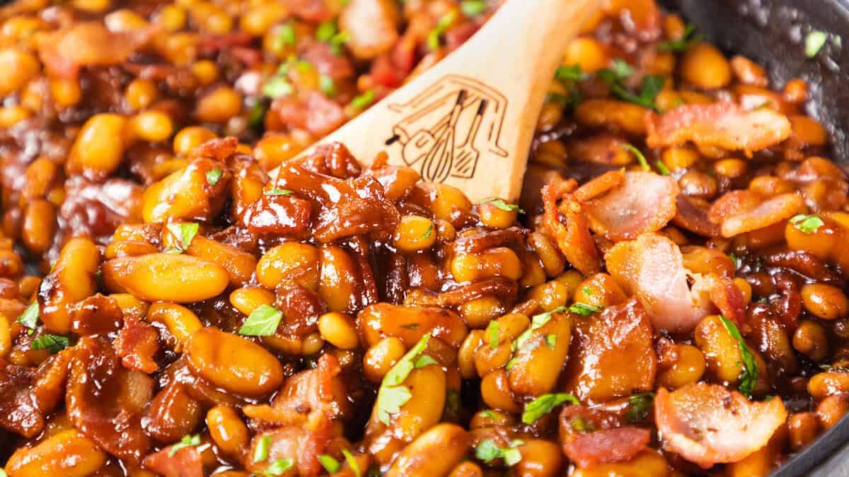 https://tastesdelicious.com/wp-content/uploads/2024/05/Baked-Beans.jpg