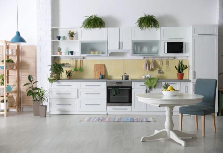 The spring capsule kitchen — what to stock, skip and actually use