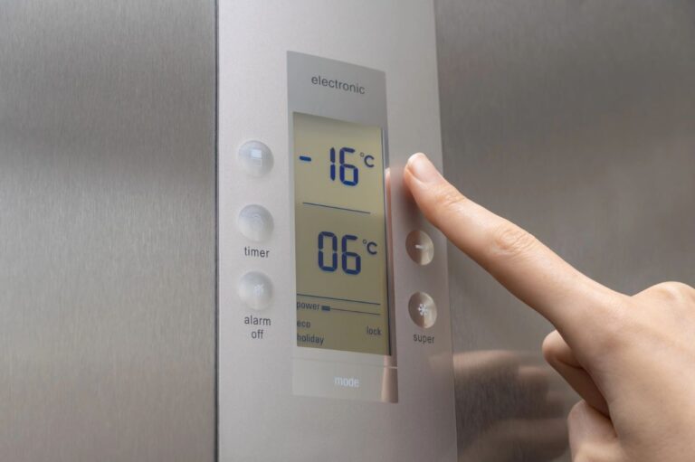 Freezer Configuration The ideal temperature settings for your freezer and refrigerator