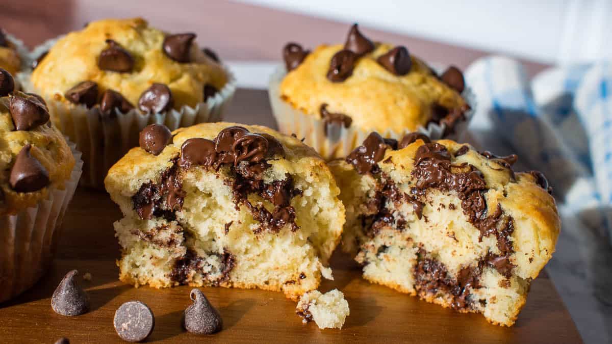 Muffins with melty chocolate chips.