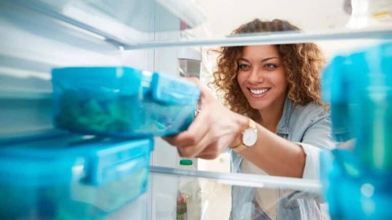 Container Deposit Note Fridge etiquette is falling apart as workers pack back into offices ...
