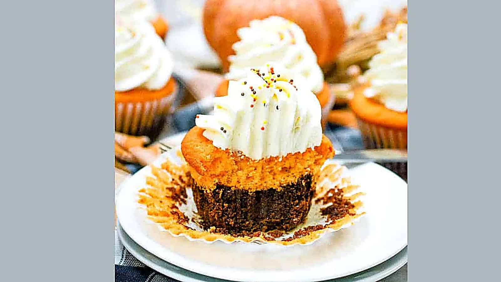 Fall Bakign 21 Fall Dessert Recipes Worth Making the Moment Sweater Weather ...